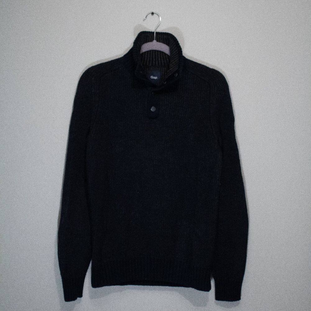 GAP Navy and Stone Pullover Mockneck Knit Sweater